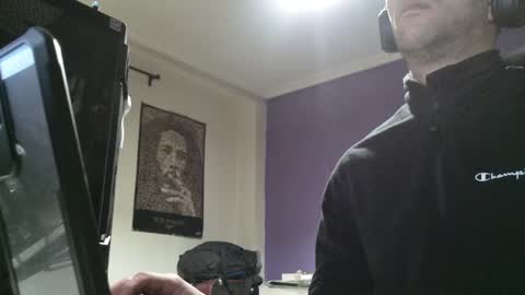 Julian online show from 02-09-25, 11:14