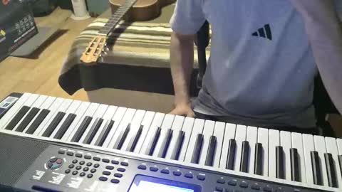 Julian online show from 10-06-25, 04:37
