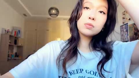 Snapshot of nievesshippey chatting on 02-19-26, 07:59 Hanna online show from 02-19-26, 07:59