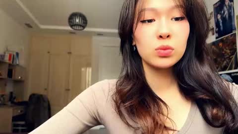 Snapshot of nievesshippey chatting on 02-21-26, 10:05 Hanna online show from 02-21-26, 10:05