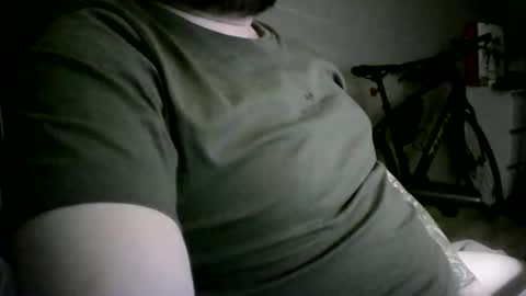 Snapshot of niewidoczny26 chatting on 10-28-25, 02:37 Niewidoczny online show from 10-28-25, 02:37