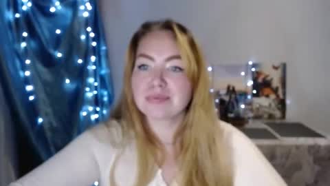 nightlaura online show from 12-28-24, 01:08