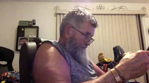 nightmoves1970 online show from 10-19-25, 02:23