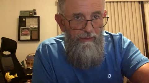 nightmoves1970 online show from 10-21-25, 04:13