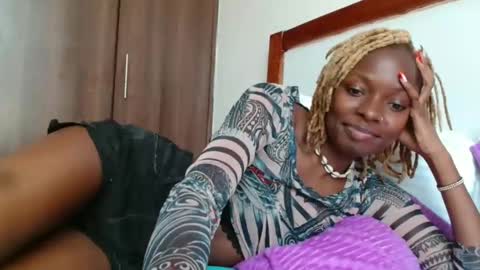 Snapshot of nightnurse2030 chatting on 10-09-25, 12:14 nightnurse2030 online show from 10-09-25, 12:14