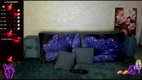 nigo_nika online show from 11-17-25, 12:11