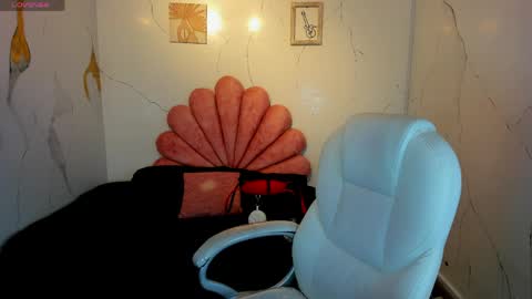 Anni online show from 03-24-26, 05:12