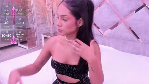 Nicole online show from 02-05-26, 12:21