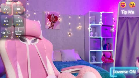 Nicole  online show from 01-16-25, 03:35