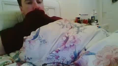 Snapshot of nijinsky11 chatting on 01-17-26, 01:43 Nijinsky11 online show from 01-17-26, 01:43