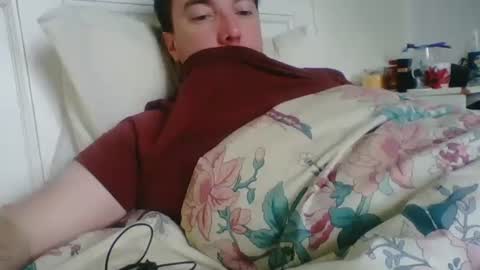 Snapshot of nijinsky11 chatting on 01-18-26, 01:04 Nijinsky11 online show from 01-18-26, 01:04