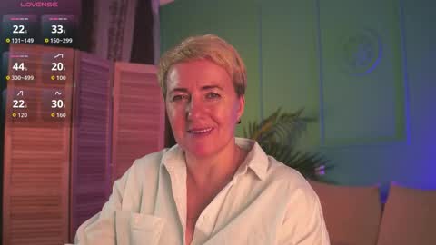 Snapshot of nika_smit chatting on 11-07-25, 10:04 Nika online show from 11-07-25, 10:04