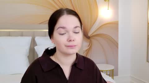 Nika online show from 09-24-25, 02:37