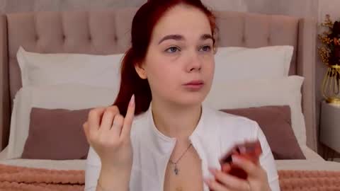 Nika online show from 11-17-25, 02:39