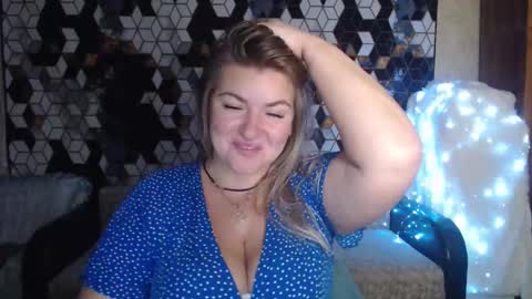 Nika online show from 11-17-25, 08:03