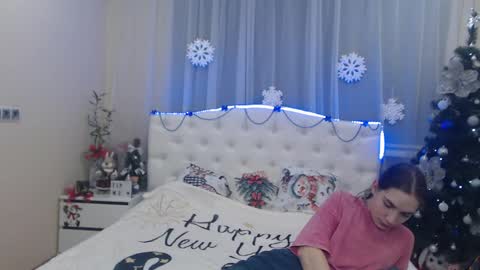 nikastarkk online show from 12-10-24, 10:37