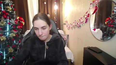 nikastarkk online show from 12-16-24, 09:09
