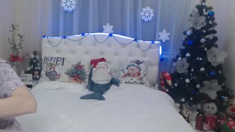 nikastarkk online show from 12-22-24, 07:10