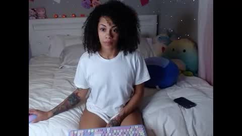 Snapshot of nikayasworld chatting on 01-22-25, 06:52 nikayasworld online show from 01-22-25, 06:52