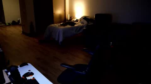 Nike Jude online show from 12-20-25, 07:37