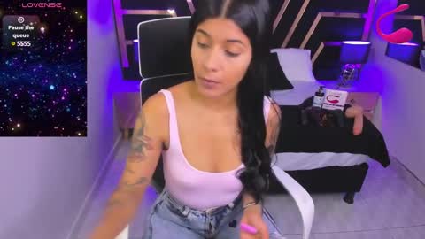 Niki online show from 12-07-24, 01:40