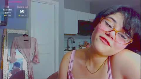 LunaMilav online show from 10-07-25, 02:42