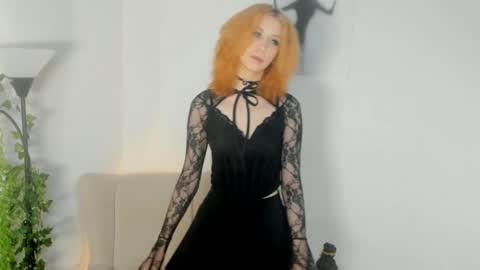 Snapshot of nikitabeakley chatting on 04-15-26, 03:52 Agata online show from 04-15-26, 03:52