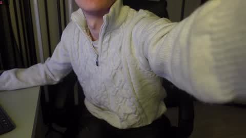 Snapshot of nikki_hard chatting on 12-13-24, 12:50 nikki online show from 12-13-24, 12:50