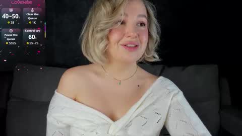 Nikki online show from 10-23-25, 12:54