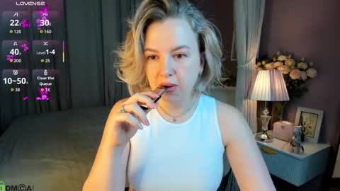 Nikki online show from 10-31-25, 11:50