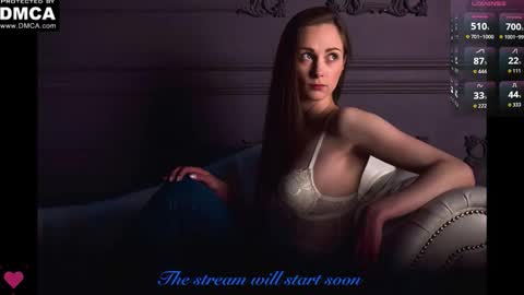 Snapshot of nikki_maks chatting on 11-10-25, 06:34 The next broadcast will be on at 900 UTC3 online show from 11-10-25, 06:34