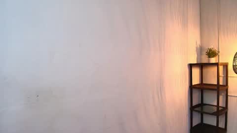 nikki_vesper online show from 11-05-25, 12:05