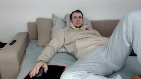 Nick online show from 11-11-25, 07:52