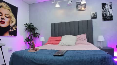 Niko Kael online show from 02-08-26, 03:43