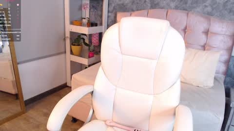 Snapshot of niko_robin chatting on 12-03-24, 08:28 Niko Robin online show from 12-03-24, 08:28