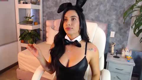 Niko Robin online show from 10-30-25, 06:08