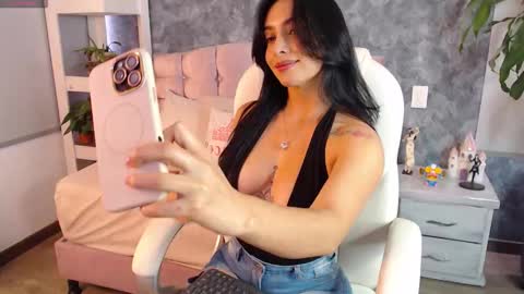 Niko Robin online show from 11-22-25, 05:34