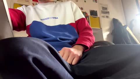 Snapshot of nikofatcock chatting on 12-27-24, 11:28 Niko online show from 12-27-24, 11:28