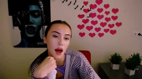 nikonara_ online show from 12-04-24, 04:16
