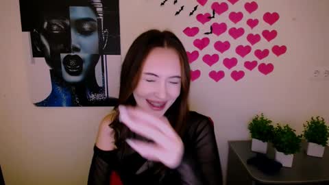 Snapshot of nikonara_ chatting on 12-15-24, 03:20 nikonara_ online show from 12-15-24, 03:20