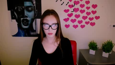 Snapshot of nikonara_ chatting on 12-21-24, 05:18 nikonara_ online show from 12-21-24, 05:18