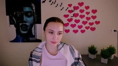 nikonara_ online show from 12-26-24, 12:59