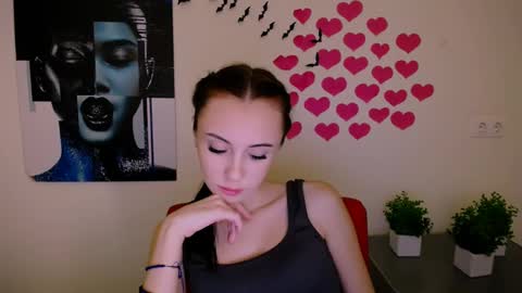 Snapshot of nikonara_ chatting on 01-13-25, 06:49 nikonara_ online show from 01-13-25, 06:49