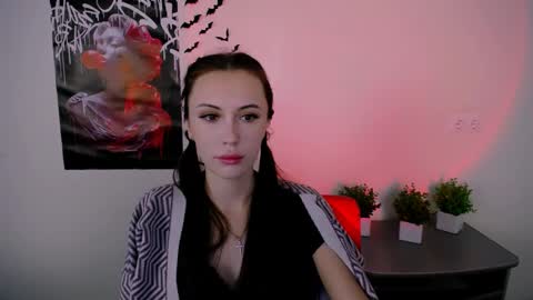 Snapshot of nikonara_ chatting on 02-06-25, 12:59 nikonara_ online show from 02-06-25, 12:59