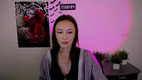 Snapshot of nikonara_ chatting on 02-16-25, 03:05 nikonara_ online show from 02-16-25, 03:05