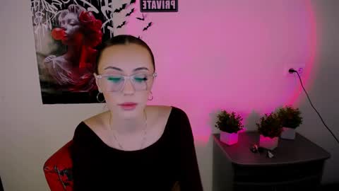 Snapshot of nikonara_ chatting on 03-09-25, 07:15 nikonara_ online show from 03-09-25, 07:15