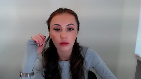 Snapshot of nikonara_ chatting on 10-11-25, 12:15 nikonara_ online show from 10-11-25, 12:15