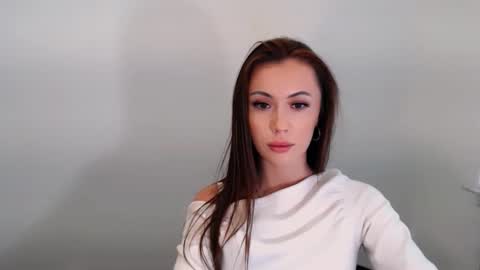 Snapshot of nikonara_ chatting on 11-25-25, 11:54 nikonara_ online show from 11-25-25, 11:54