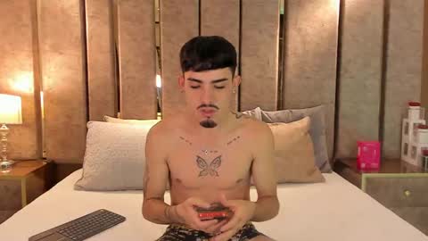 Niko Stone online show from 10-19-25, 05:30