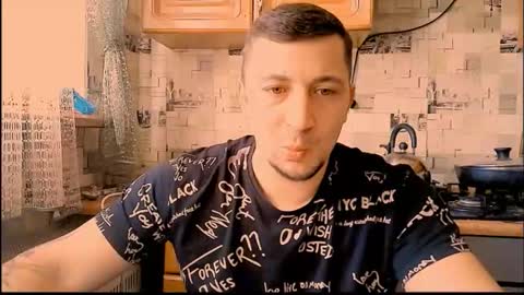 NikQRedhot online show from 02-10-26, 07:56